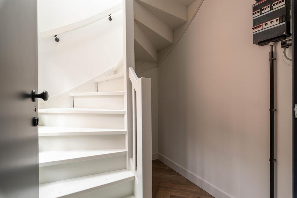Appartement te huur: Nieuwstraat 37B, Weesp