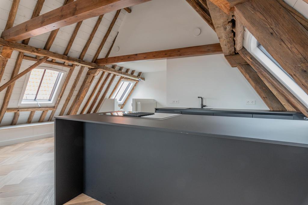 Appartement te huur: Nieuwstraat 37B, Weesp