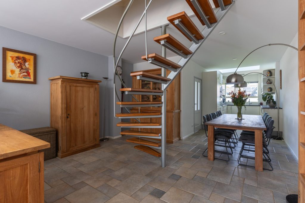 Hoekwoning te koop: Rondeel 2, Weesp