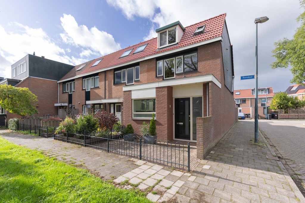 Hoekwoning te koop: Rondeel 2, Weesp