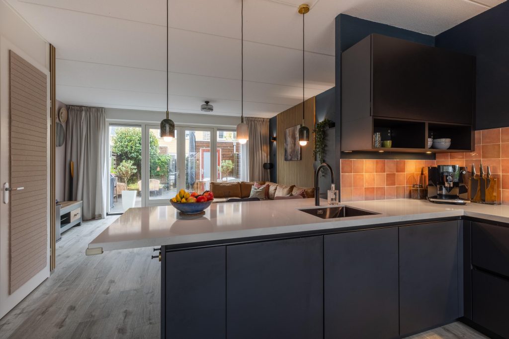 Tussenwoning te koop: Kostverlorenstraat 967, Weesp